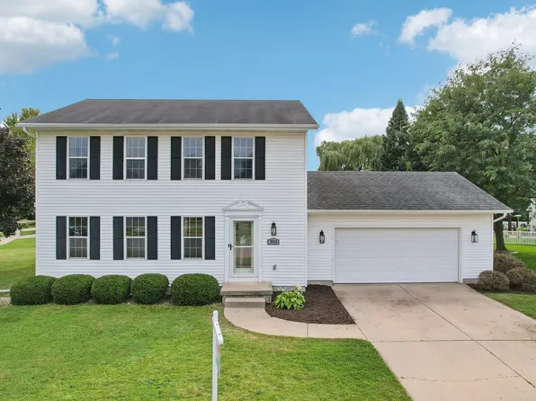 300 W Verleen Ave, Waunakee, WI 53597