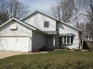 1025 Leawood Dr, Joliet, IL