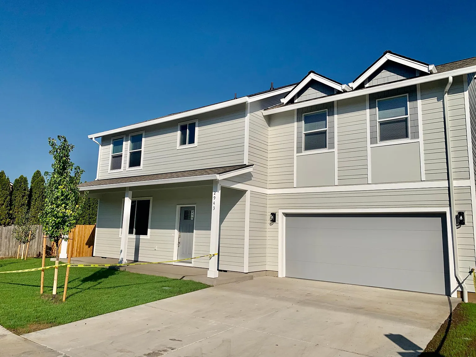 4 bed, 2.5 bath, 1986 sqft, $2,750 — Photo 2