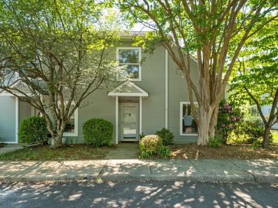 1256 Maple View Dr, Charlottesville, VA, 22902