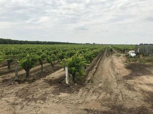 5327 S Maple Ave, Fresno, CA 93725