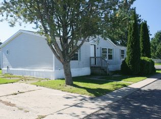 142 Evergreen Rd, Flint, MI 48506