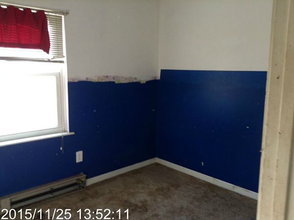 3rd image of 216 N Park Dr
