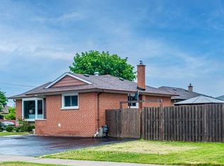 2 Milner Rd, Brampton, ON L6W 3A5
