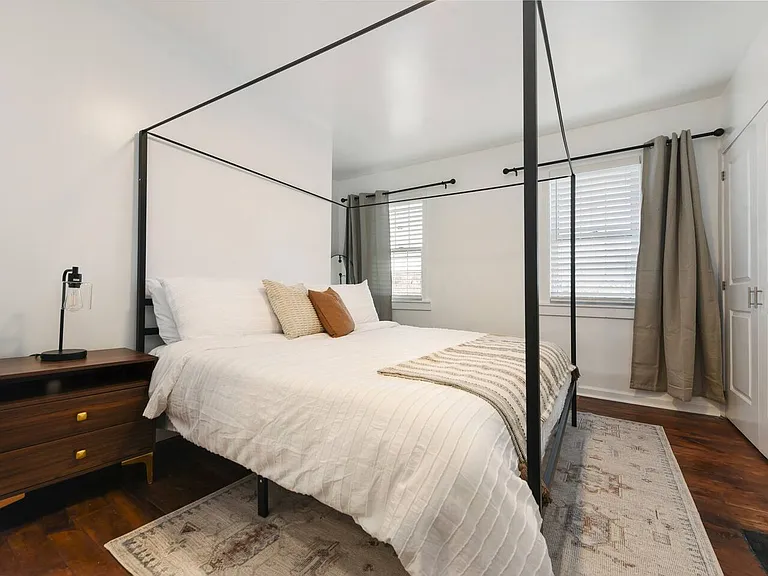 1060 Steuben St #1 — Photo 22