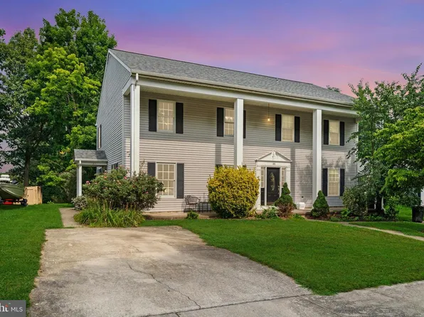 31 Beekman Pl, Charles Town, WV 25414