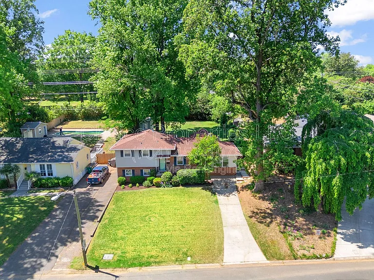 832 Stanfield Dr — Photo 47