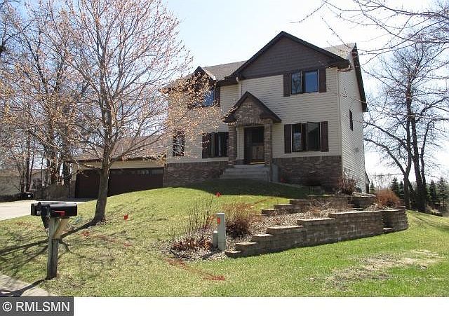 1st image of 998 Aspen Ln