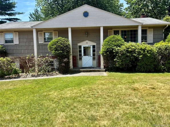 24 Ann Boulevard, Spring Valley, NY 10977
