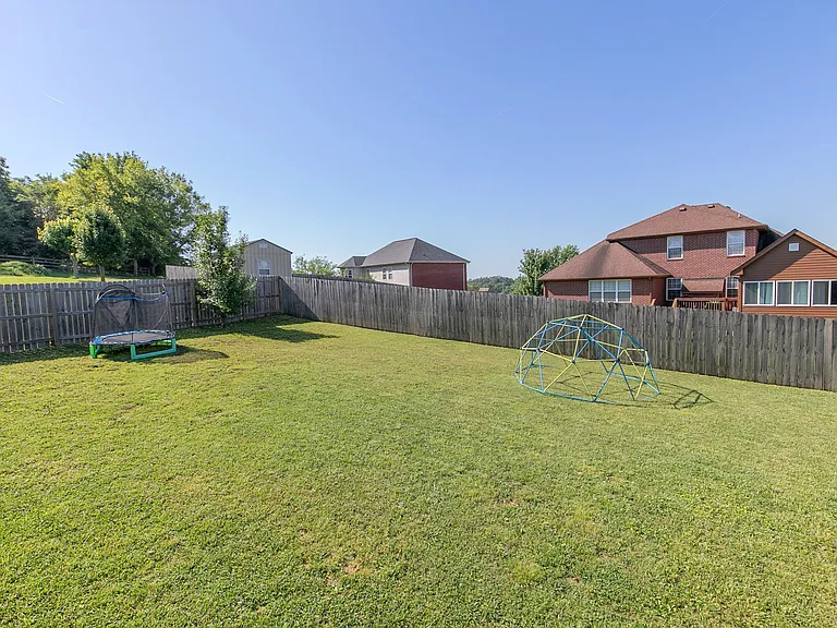 122 Buckhaven Dr — Photo 51