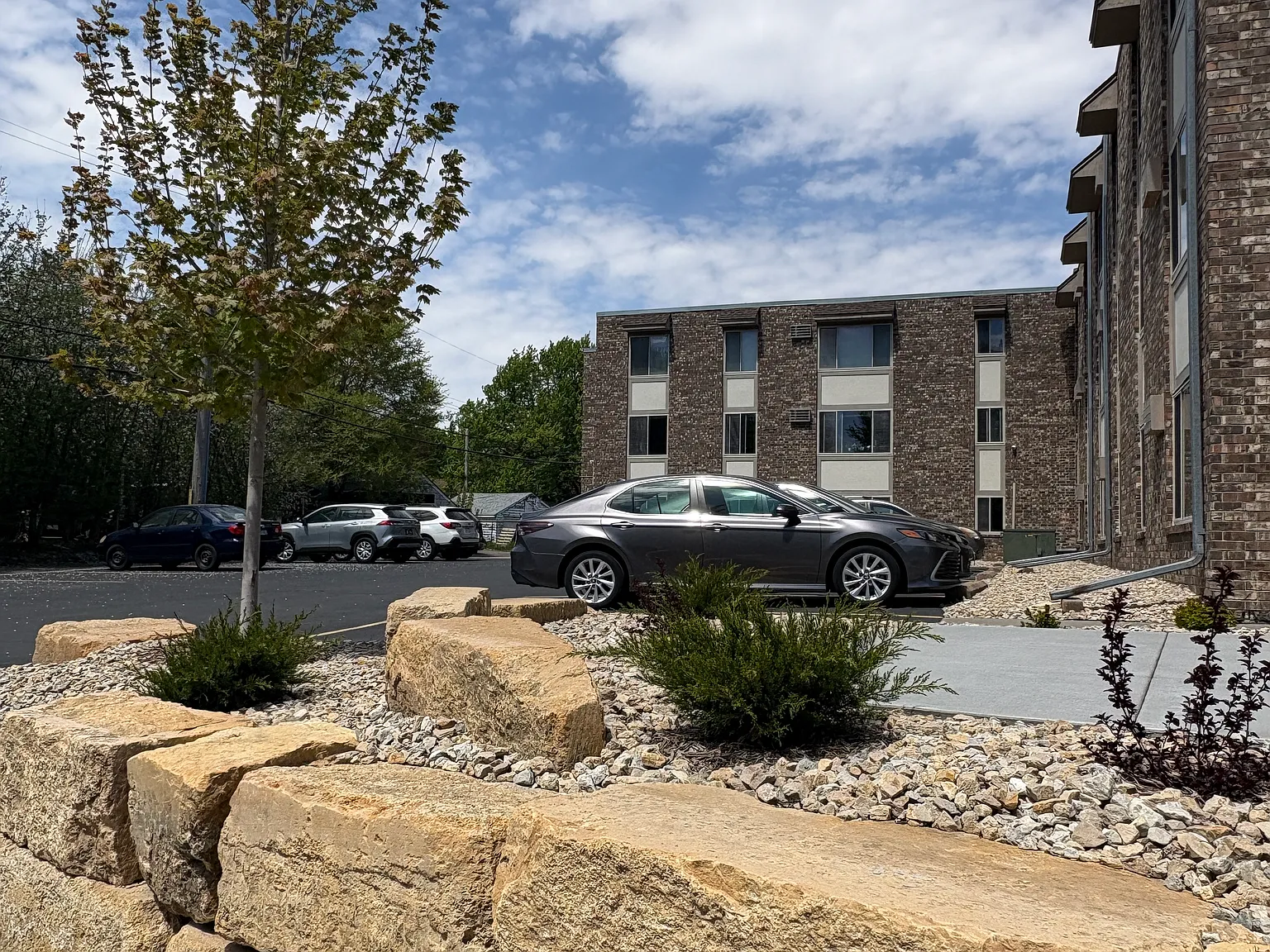The Falls Apartments — Photo 4