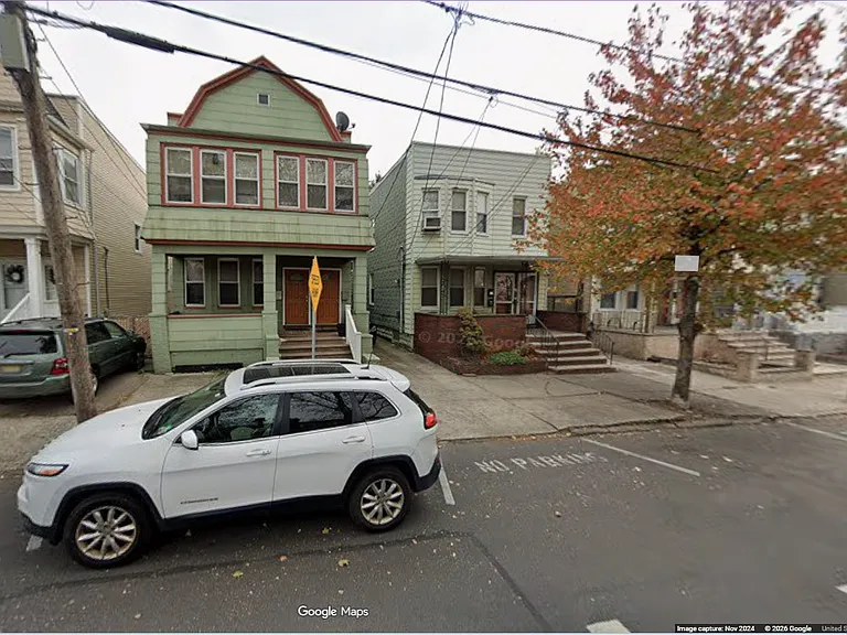 78 Sterling Ave — Photo 9