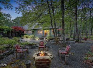 101 High Ridge Rd, Dingmans Ferry, PA 18328