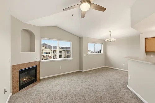 5726 N Genoa Way #301 Photo 1