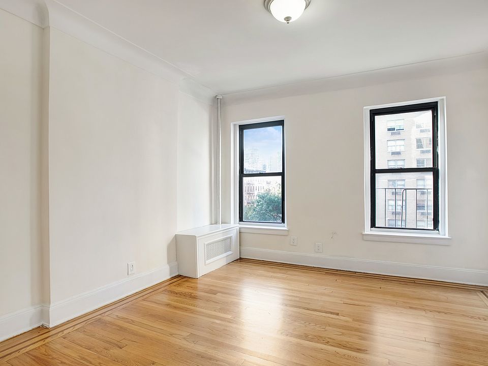 2nd image of 1606 1st Ave #2A1