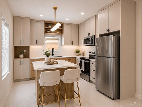 3rd image of 6009 N 43rd St #134