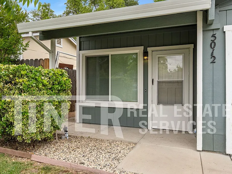 5012 Sunshine Ln — Photo 5