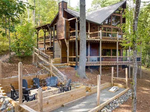 125 Indian Ridge Rd, Epworth, GA 30541