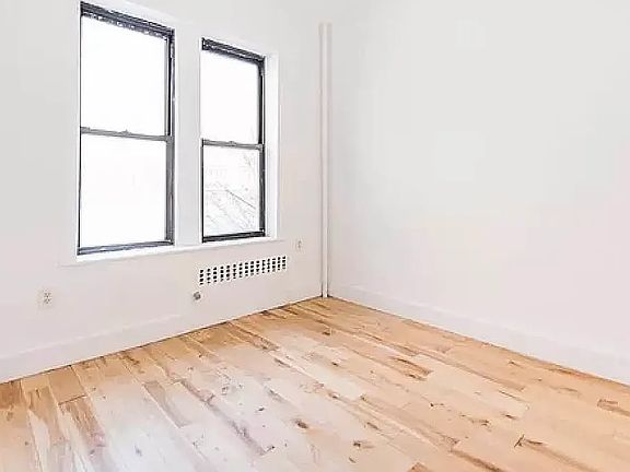 3rd image of 47-22 46th St #2F