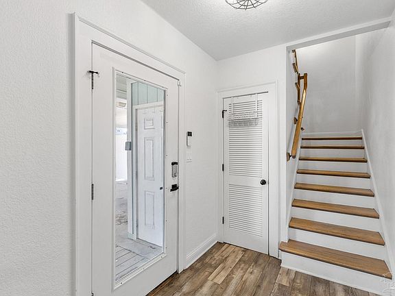 4th image of 1100 Fort Pickens Rd APT A3