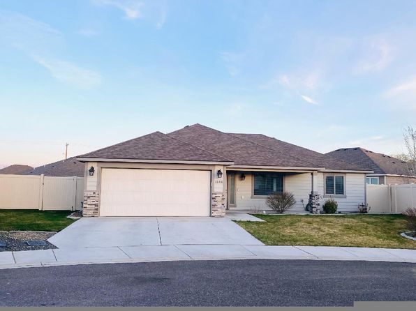 1545 W 33rd Ct