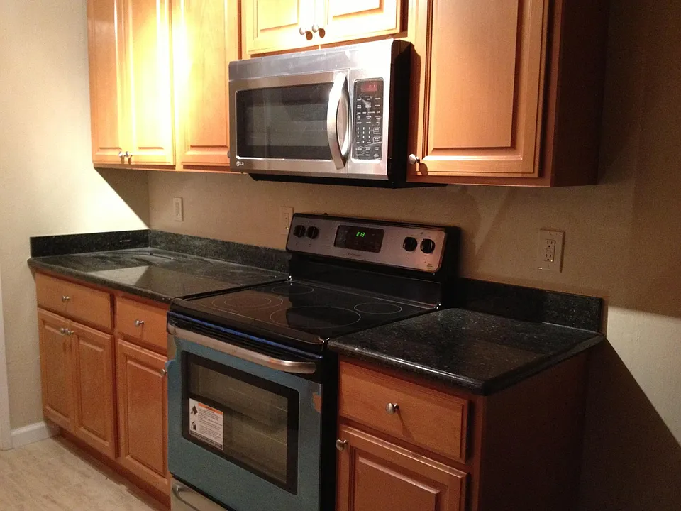 181 Del Medio Ave #102