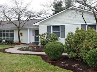 536 Clinton Rd, Lexington, KY 40502