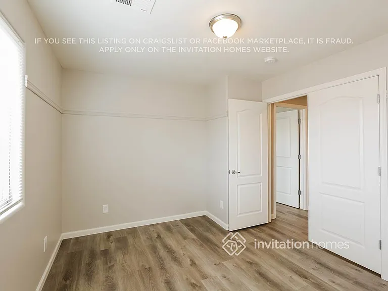 7233 S 39th Way — Photo 9