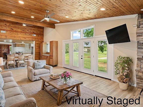5th image of 1058 Thorn Grove Pike