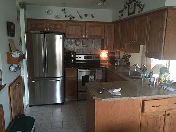 4th image of 22521 Liberty St