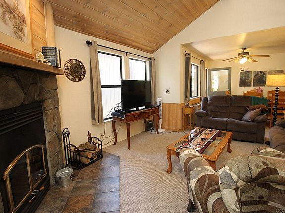 4th image of 139 Mill Creek Cir