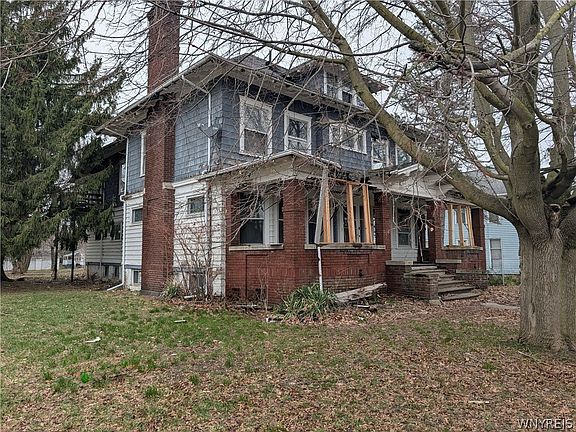 2nd image of 1708 Quaker Rd