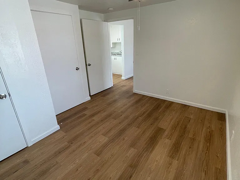 2100 Crestview Ave #3 — Photo 9