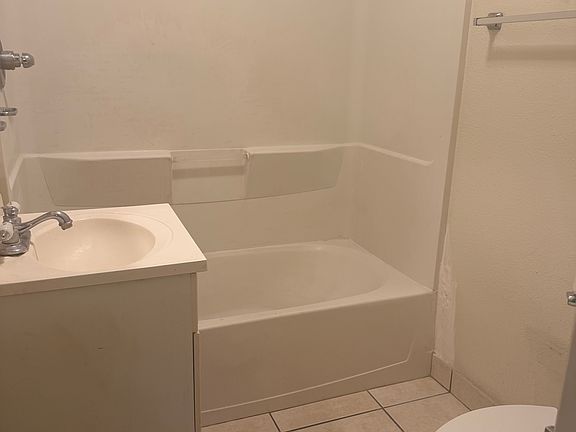 2nd image of 5939 San Miguel Rd