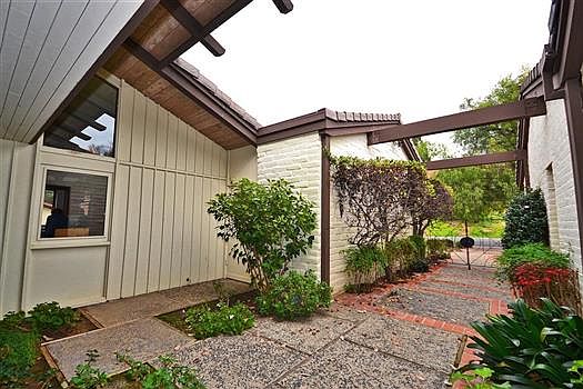 3rd image of 32426 Kica Ct
