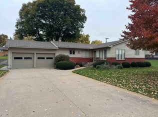 1703 W 14th St, Hastings, NE 68901