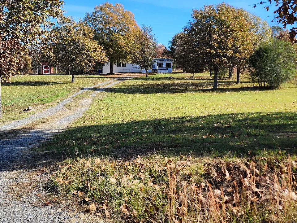 63 Autumn Hills Rd