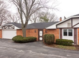 1 Saint Albans On Oxford, Rolling Meadows, IL 60008