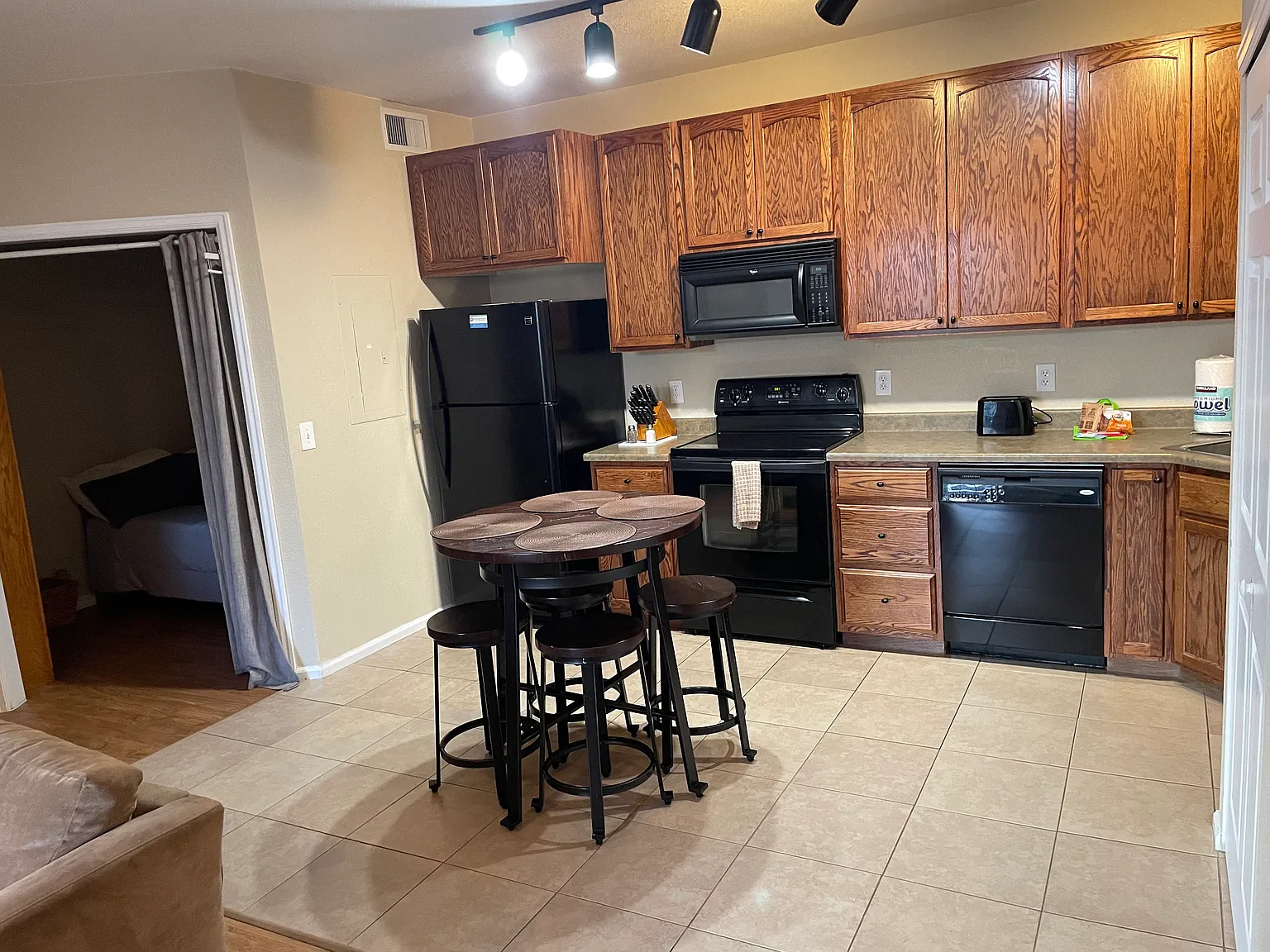 3854 S Dayton Way — Photo 2