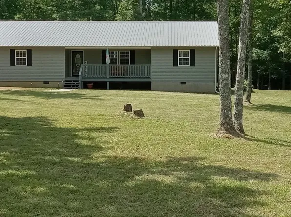 1099 Hargis Rd, Grimsley, TN 38565