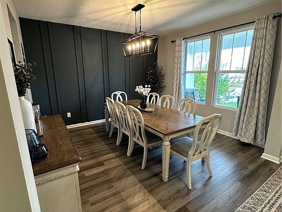 5th image of 8950 Larkspur Dr