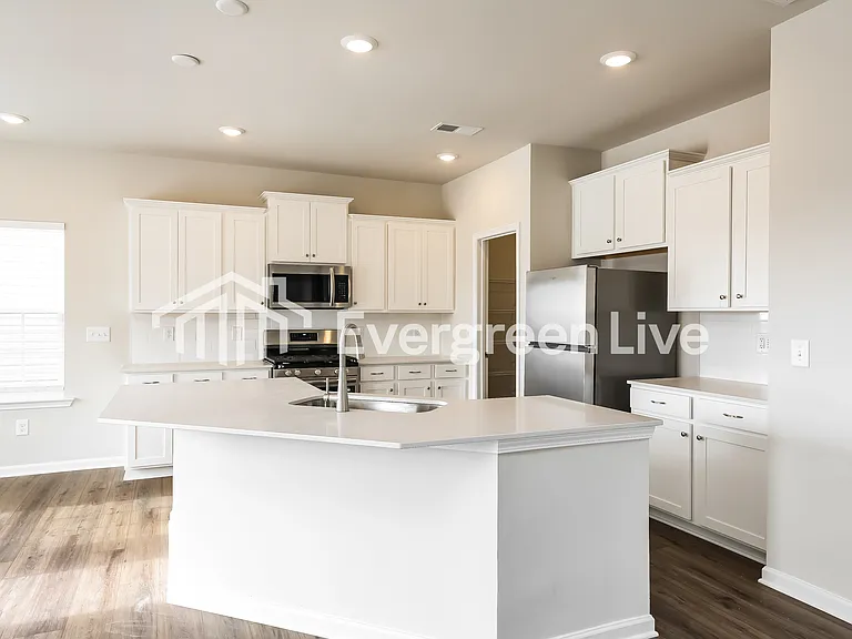 424 Lees Corner Ln — Photo 7