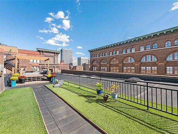 3rd image of 308 W 8th St APT 401