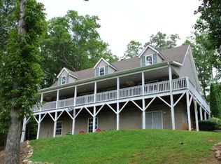 130 Hickory Ridge Rd, Scaly Mountain, NC 28775