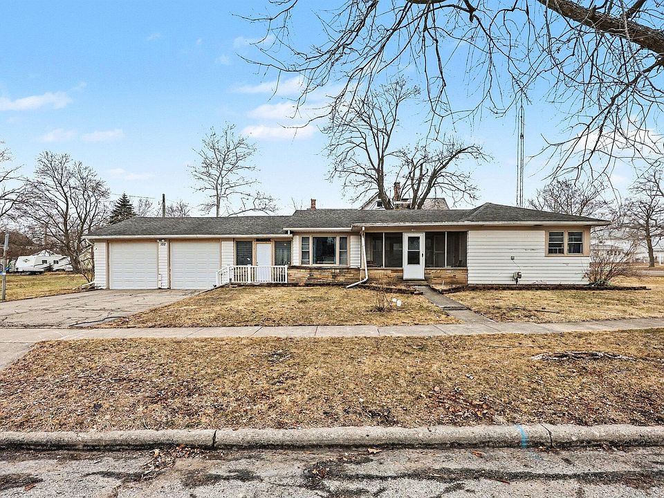 1st image of 102 Tyrrell St