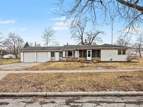 102 Tyrrell St, Clinton, MI 49236