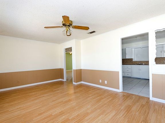 3rd image of 1161 E 19th St