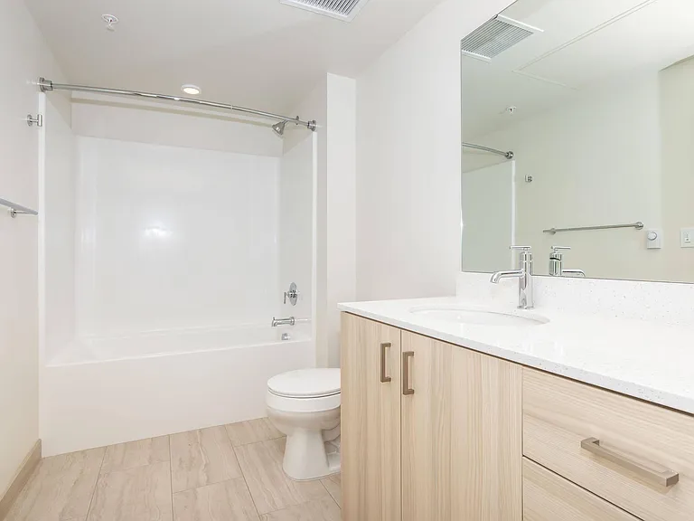 Beacon Pacific Village Apartments — Photo 42