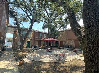 1205 Autrey St APT 12, Houston, TX 77006