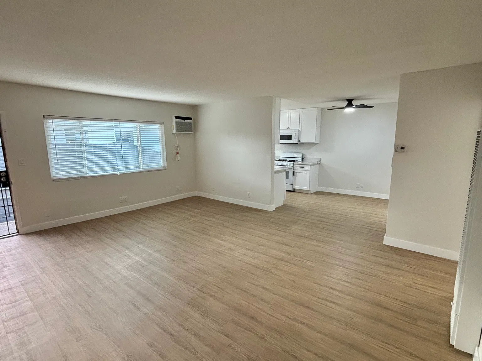1 bed, 750 sqft, $2,000 — Photo 2